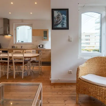 アパート Flat Close To The